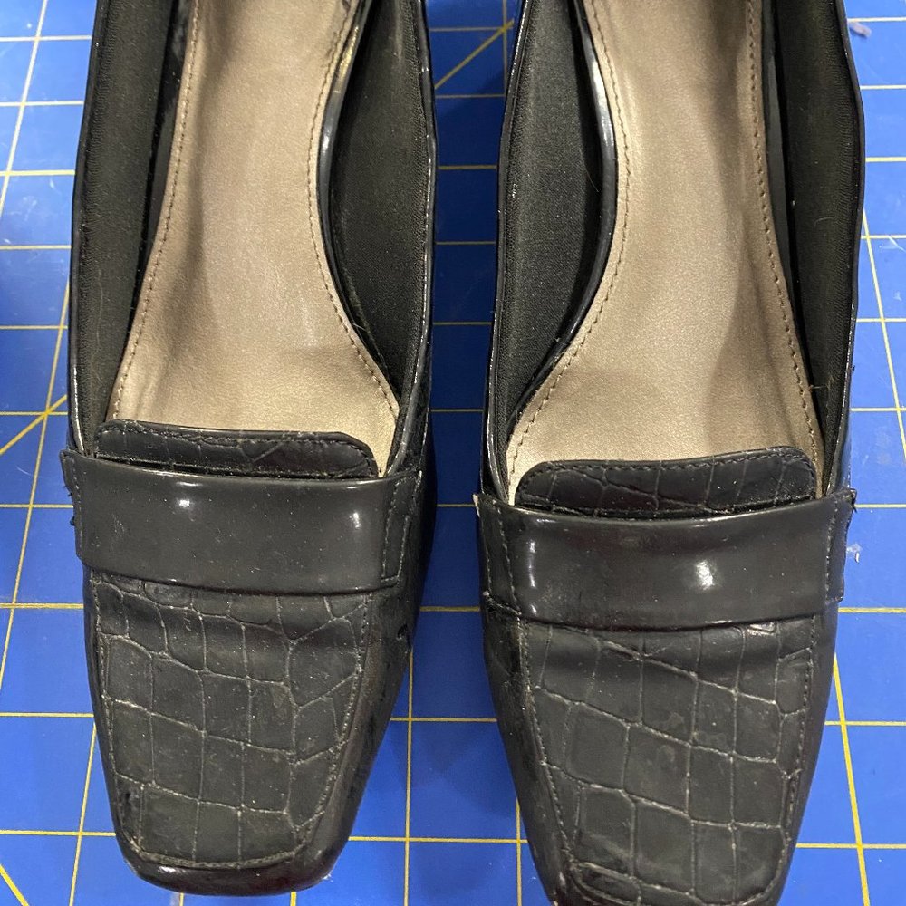 Lily Crocodile Loafers